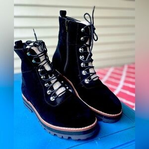 Crown & Ivy NAOMI Black Suede/Fur Lined Lace Up/Zip Ankle Boots Women 11M